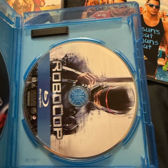 DVDs 3 total - Picture 2 of 4